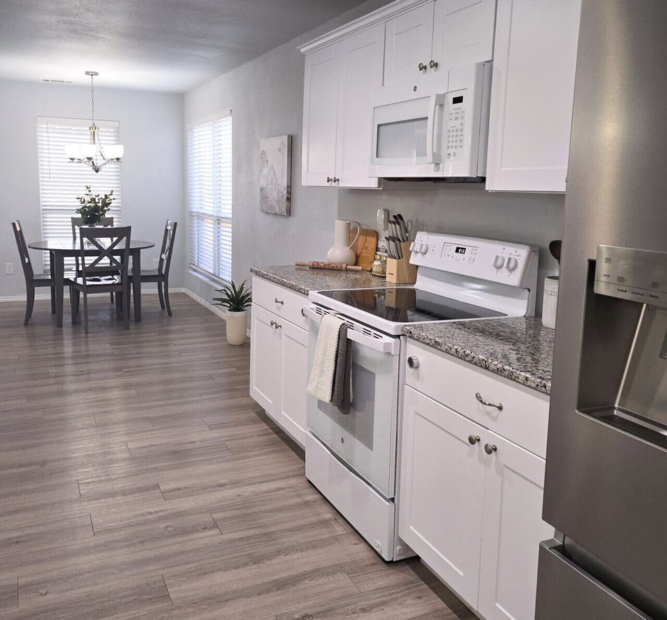 Cook, create, and enjoy in this well-equipped kitchen.