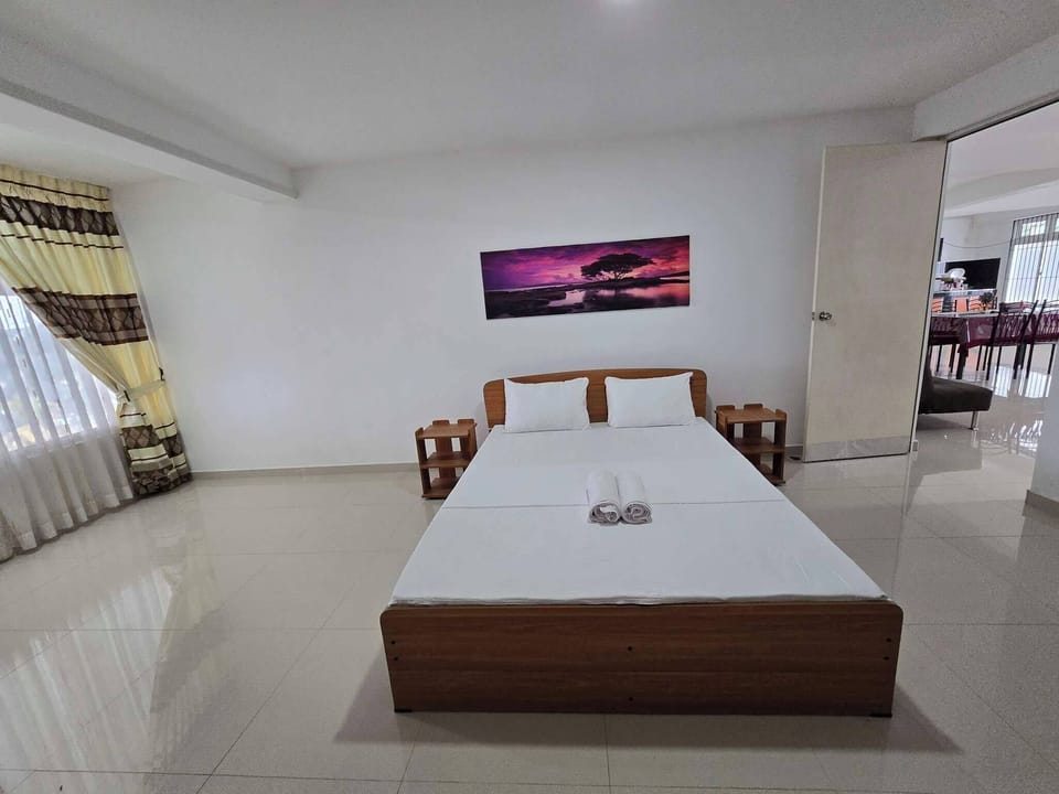 Room, 1 Bedroom, Accessible, Smoking | 1 bedroom