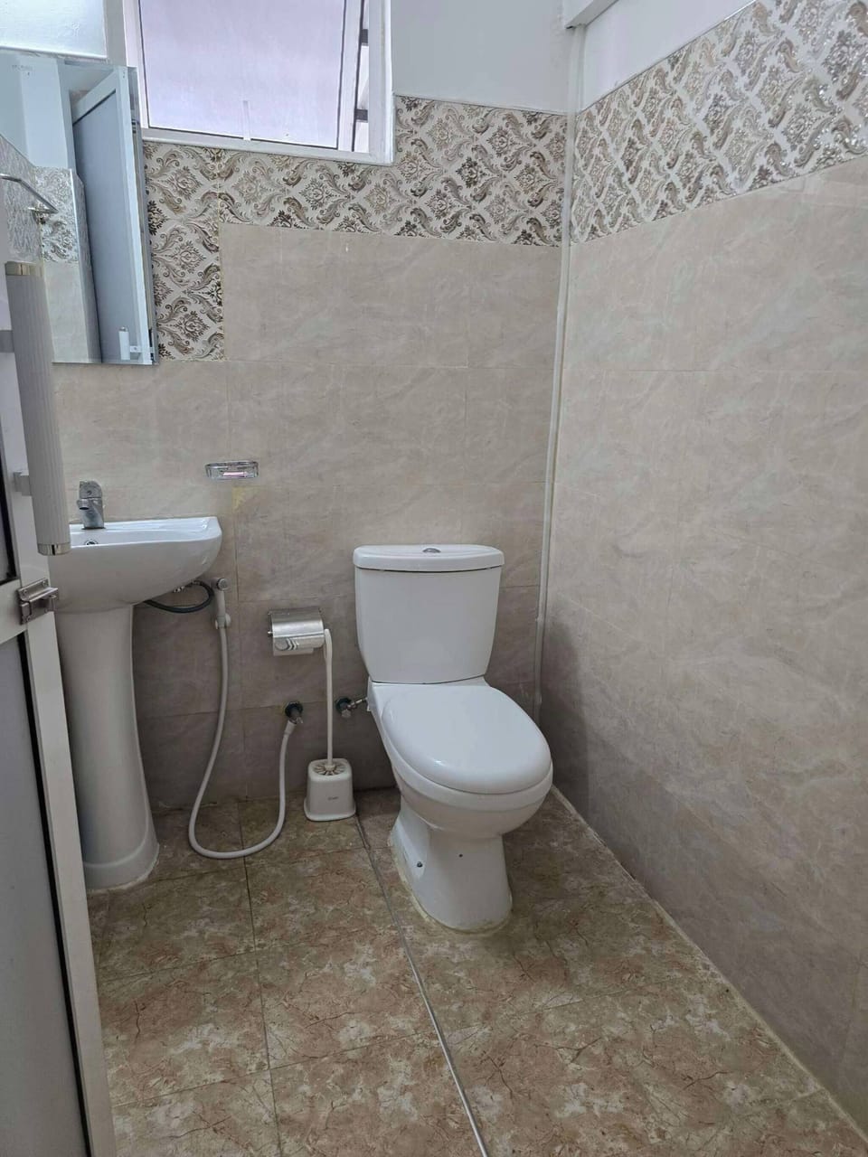 Room, 1 Bedroom, Accessible, Smoking | Bathroom