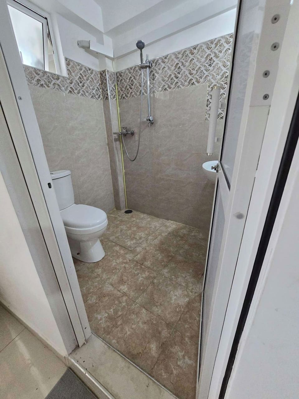 Room, 1 Bedroom, Accessible, Smoking | Bathroom