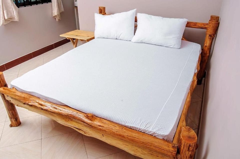 Double Room, Balcony, Mountain View | Desk, laptop workspace, soundproofing, free WiFi