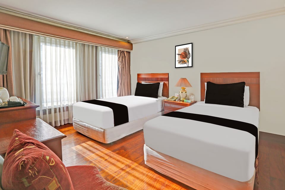 Shared Dormitory, Mixed Dorm | Premium bedding, free WiFi, bed sheets