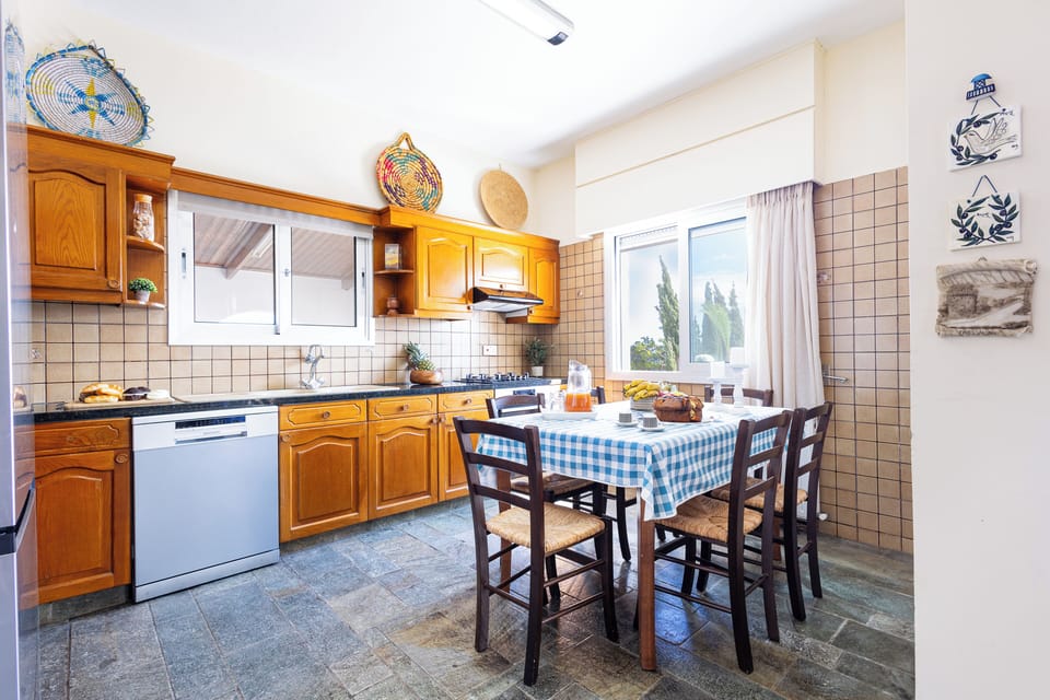 Kitchen (2)