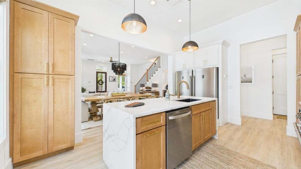 Full kitchen with all the cooking essentials