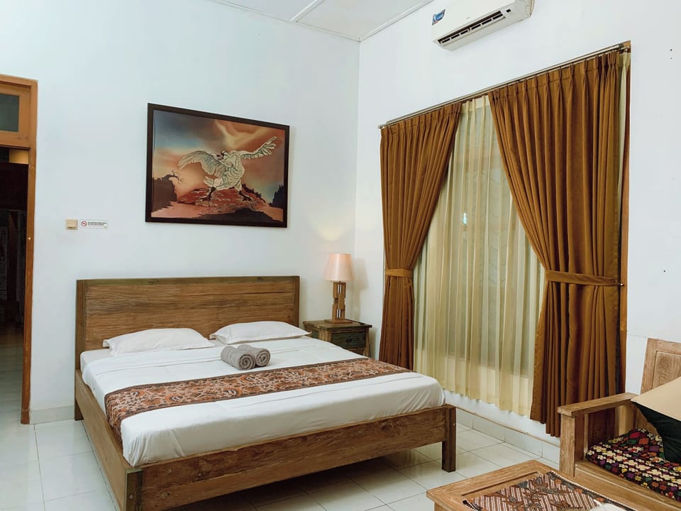 Deluxe Suite | Desk, free WiFi