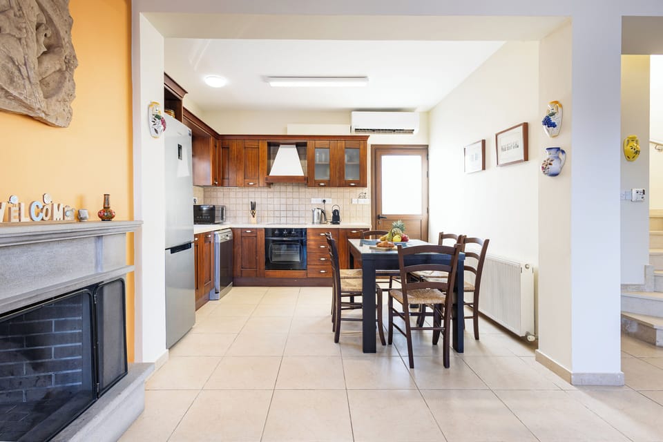 Kitchen (1)