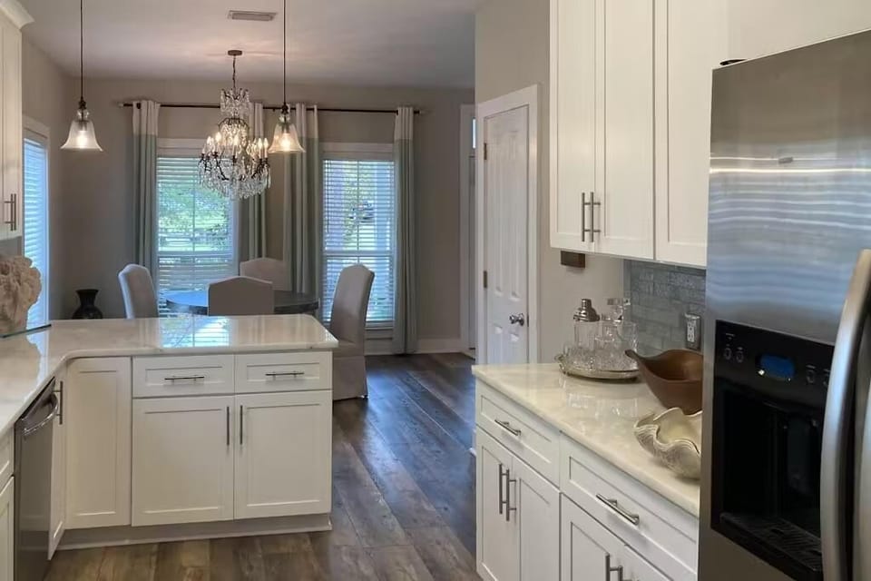 House, Multiple Beds (Under the Oaks Cottage in Blue Mounta) | Private kitchen | Oven, toaster