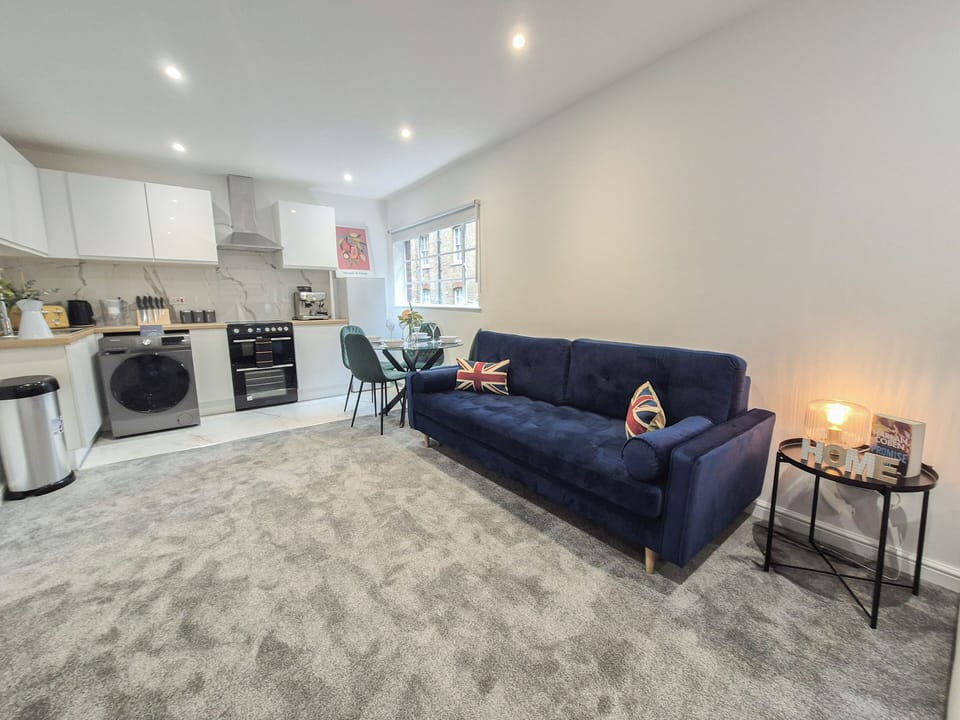 Cosy 1-bed studio flat w WiFi in Euston, Islington