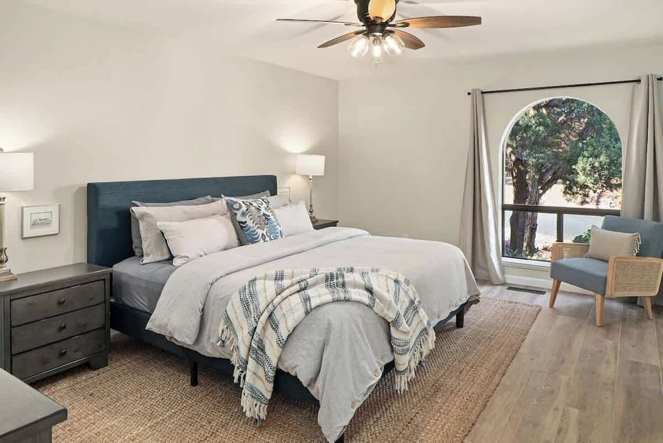Bedroom with king-sized bed.

