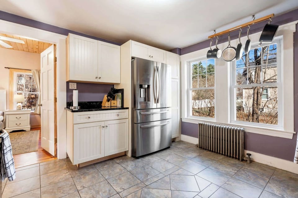 House, Multiple Beds, Patio, Garden View (Shore Bliss) | Private kitchen | Fridge, microwave, oven, stovetop