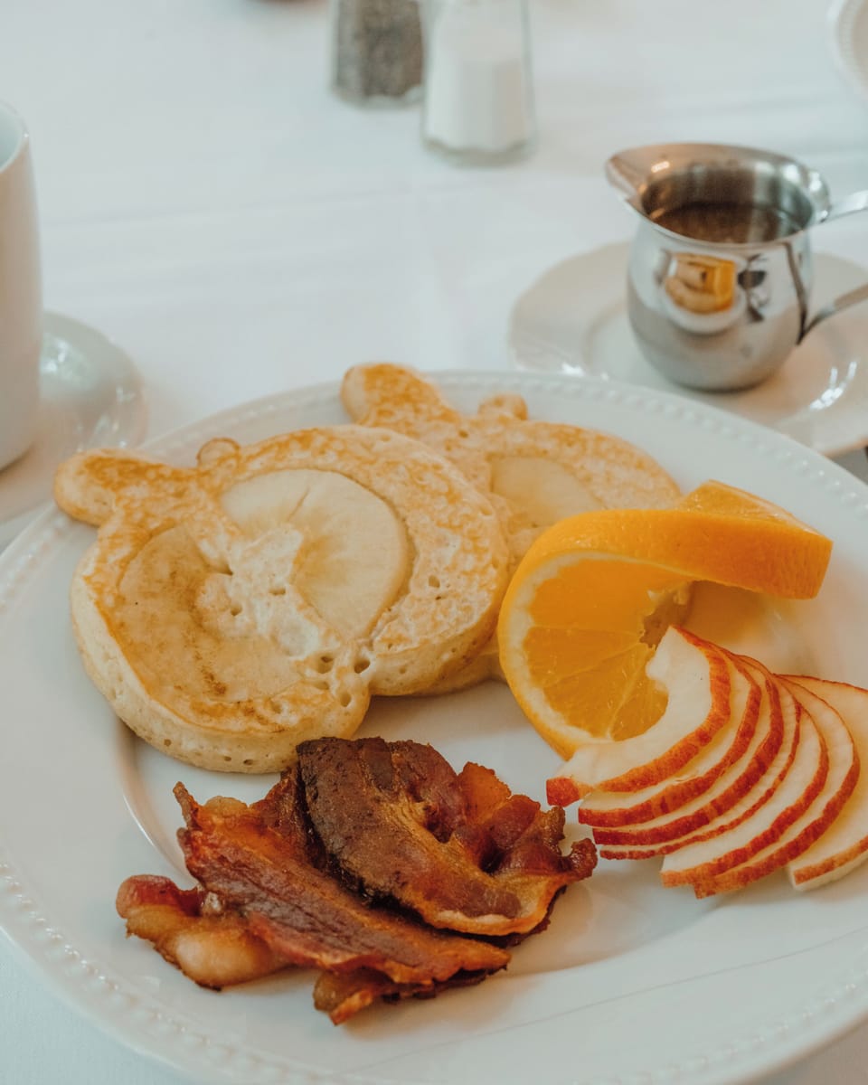 Free daily full breakfast