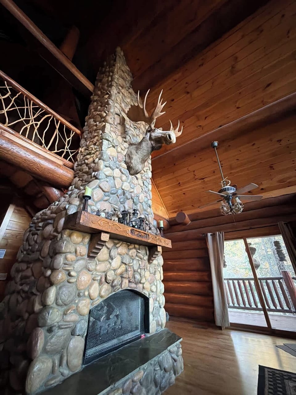 Family room Fire place 