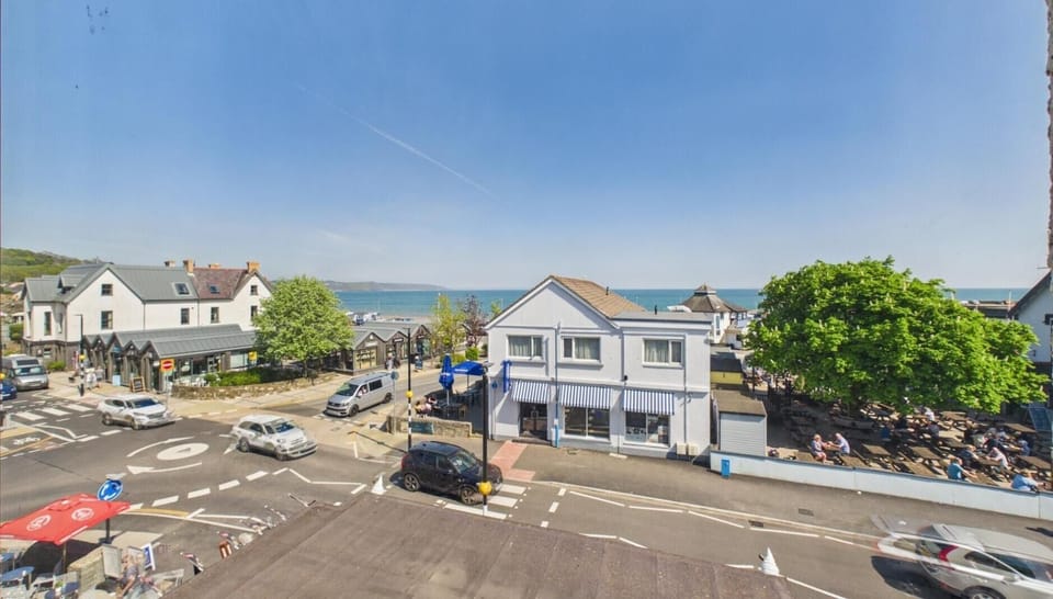 Driftwood Den - 1 Bedroom Apartment - Saundersfoot (28353)