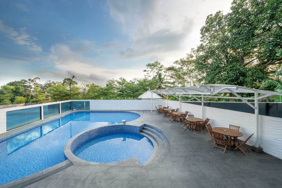 Outdoor pool