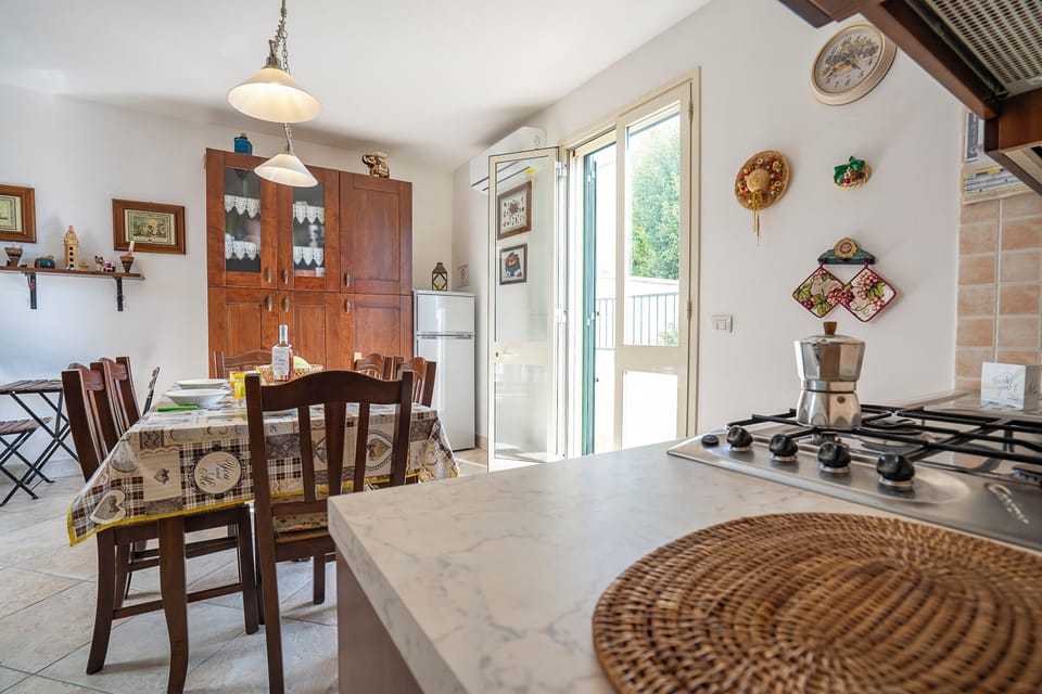 Kitchen and dining area