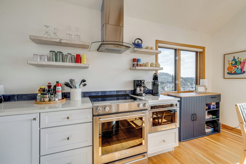 Kitchen | Air Fryer | Spices | Main Floor