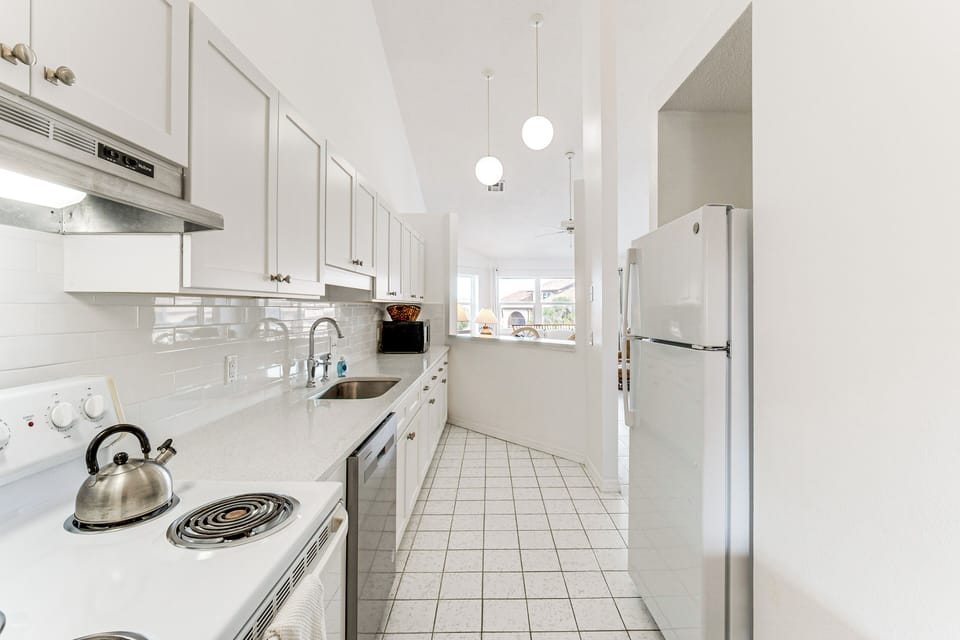 Kitchen | Drip Coffee Maker | Dishwasher | Cooking Basics