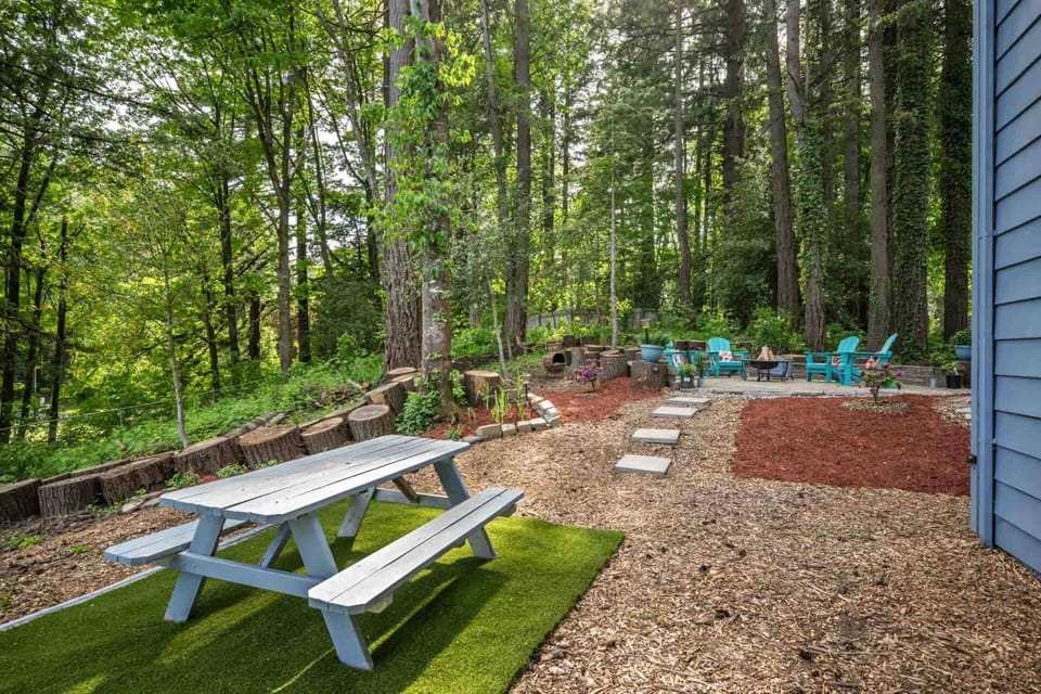 While Kanate Timber is close to much of Gresham's most active places the trees make it seem like a forested retreat.