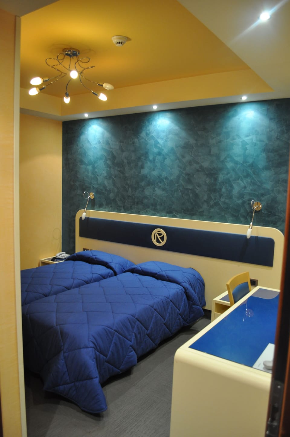 Minibar, in-room safe, desk, blackout drapes