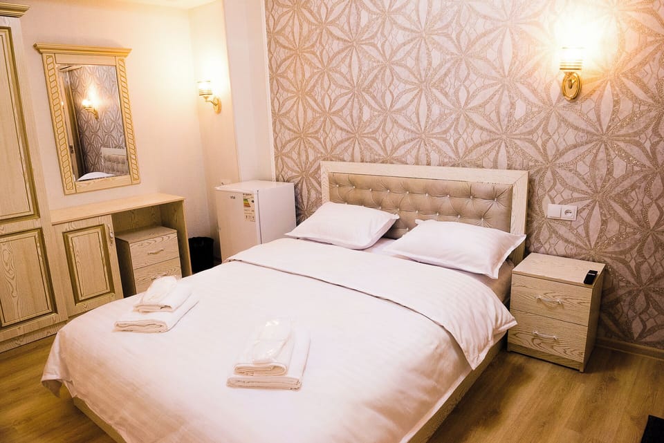 Classic Double Room | Soundproofing, WiFi (free)