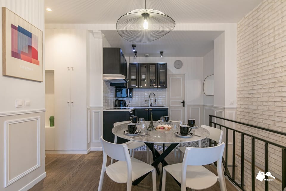 Salon avec coin repas (2)