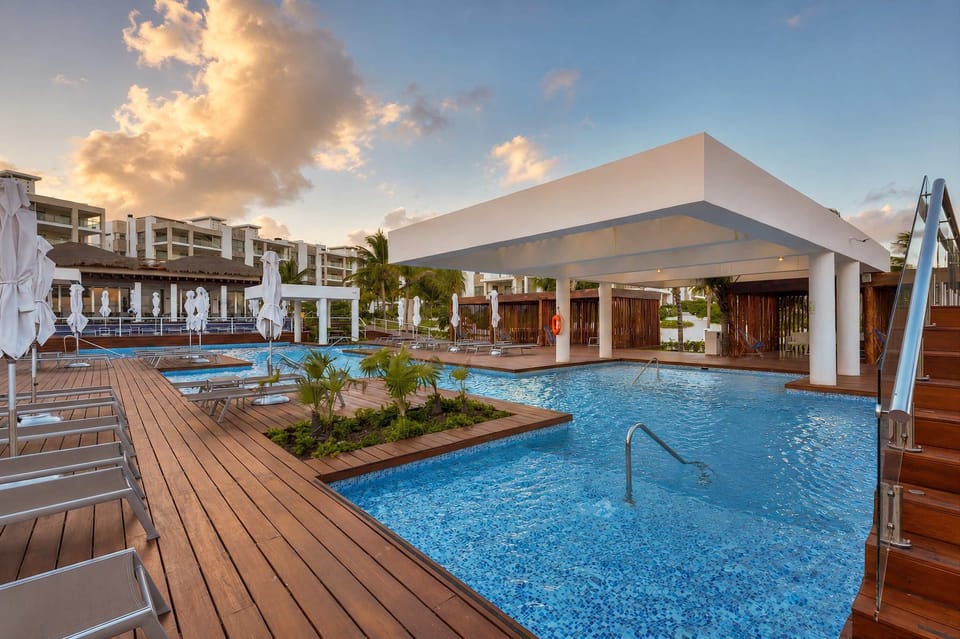 Unwind on our pool deck. Luxury awaits you here.