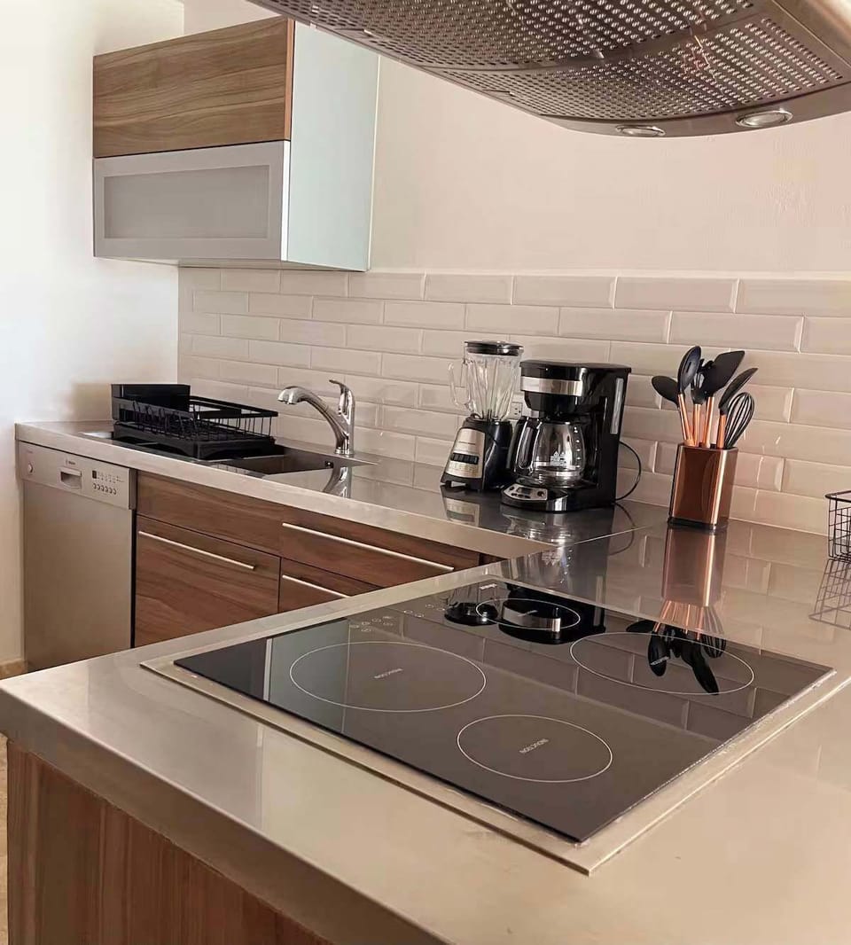 Fully equipped kitchen, perfect for home-cooked meals.