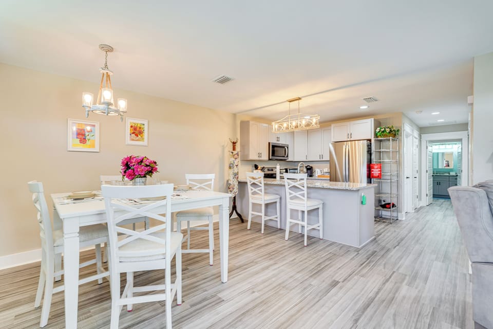 House (2 Bedrooms) | Front of property