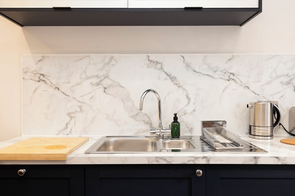 Standard Apartment | Private kitchen | Electric kettle