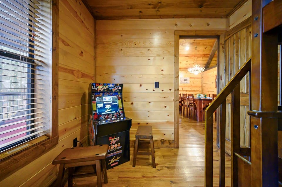 Arcade game 