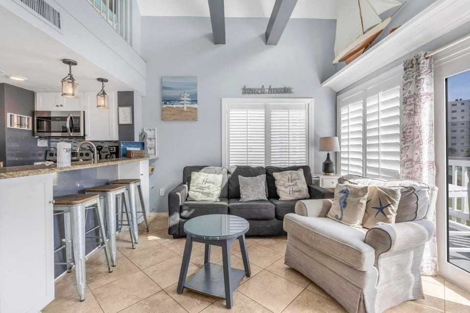 Condo, Multiple Beds (GS Plantation West 1339) | Living area