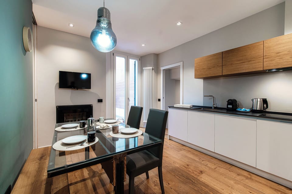 Apartment | Private kitchen | Full-size fridge, oven, stovetop, dishwasher