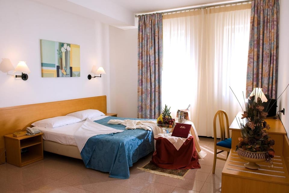 Minibar, in-room safe, desk, soundproofing