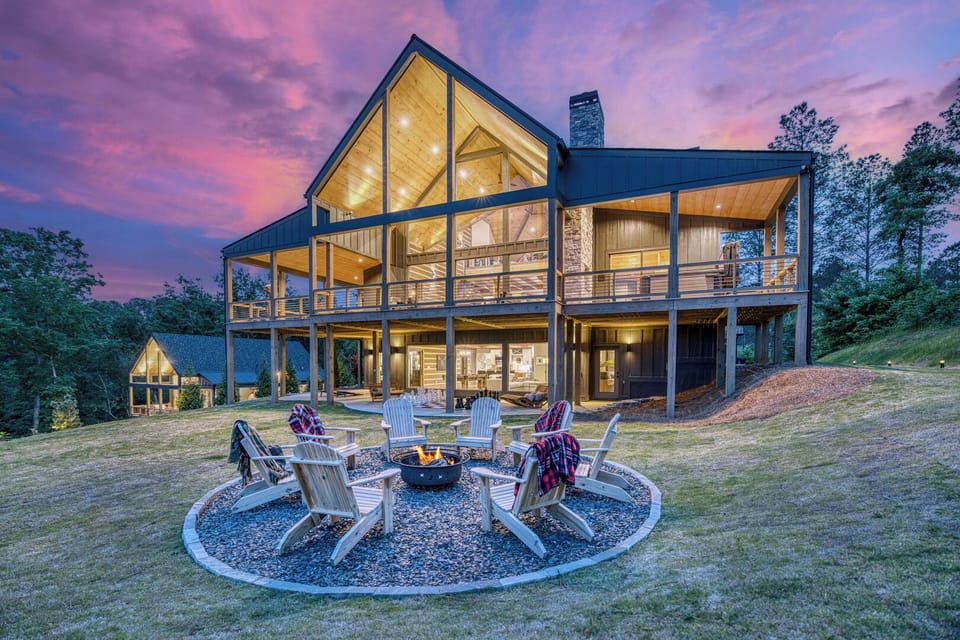 Welcome to The Lodge at Oakwood Retreat