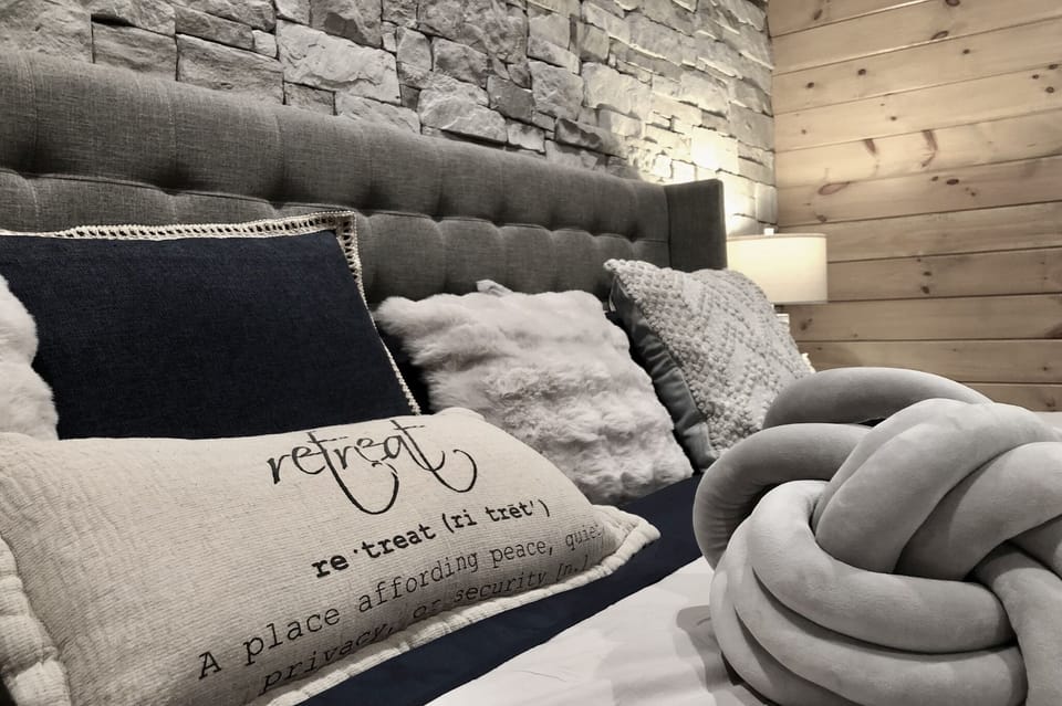 Sleep like royalty in a bed built for luxury and space. This king XXL bed is larger than you’ve ever experienced…9 ft of comfort!!!