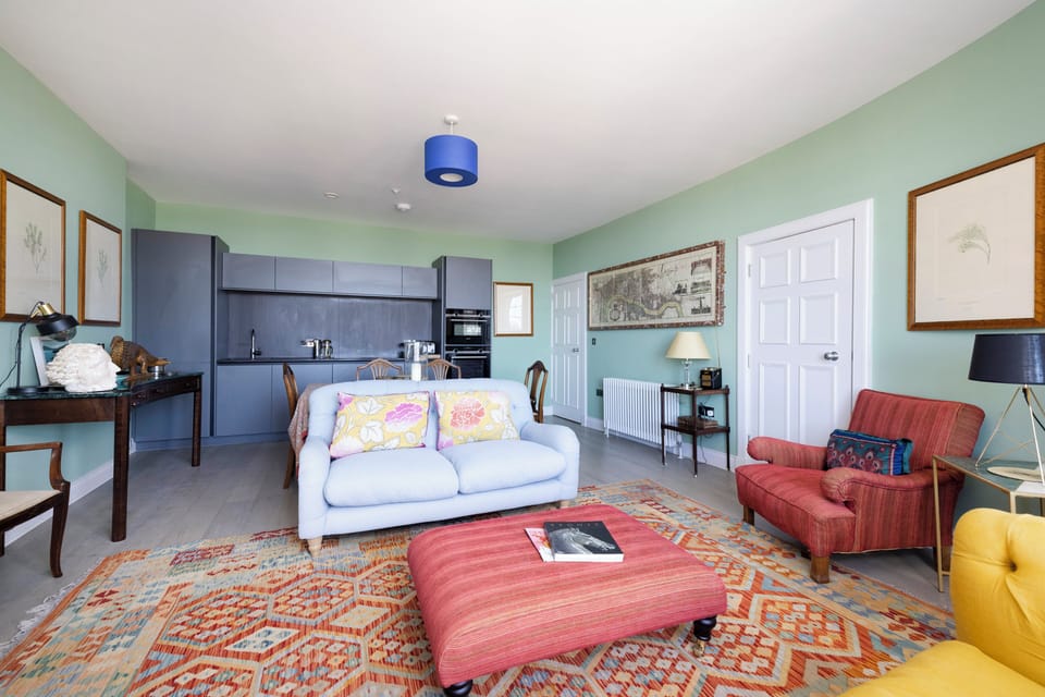 Classic Apartment, City View | 2 bedrooms, iron/ironing board, free WiFi, bed sheets