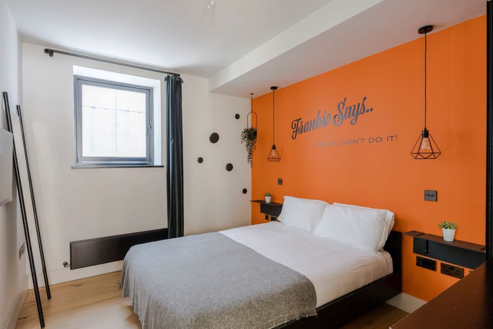 House | 1 bedroom