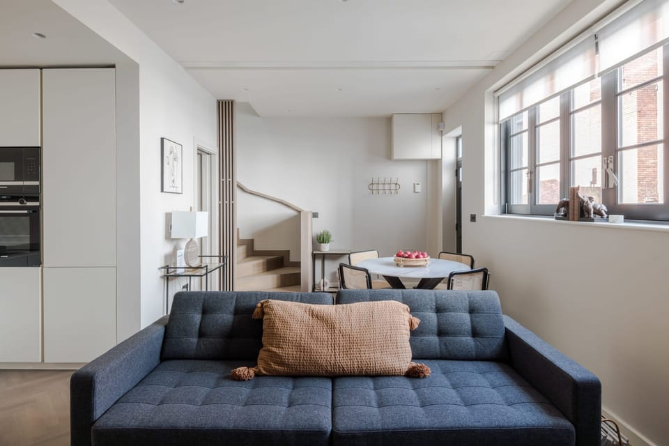 House | 2 bedrooms, desk, Internet