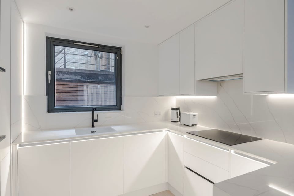 House | 2 bedrooms, desk, Internet