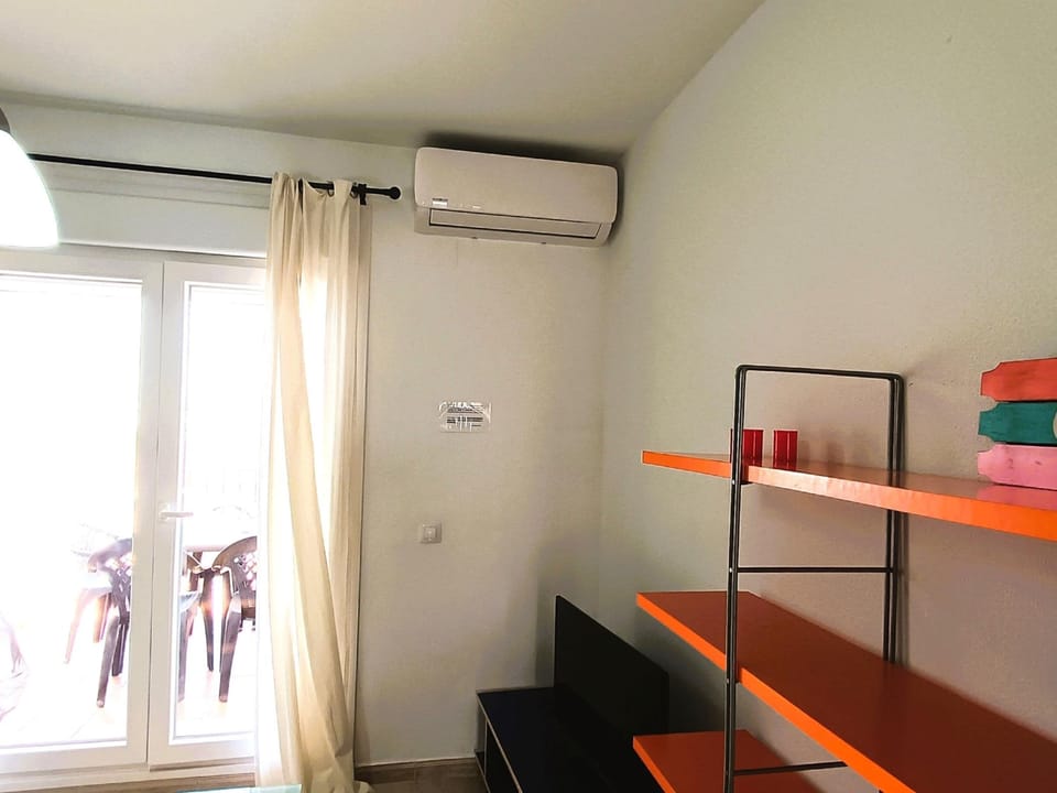 House, Smoking | 2 bedrooms