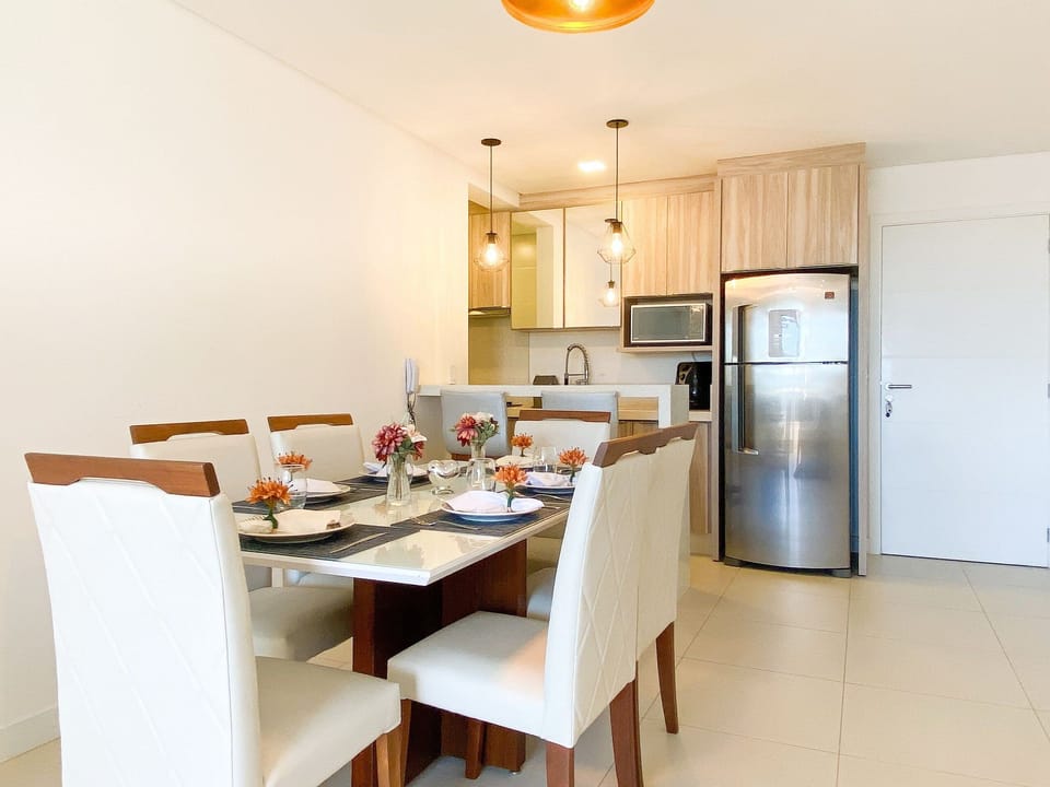 Apartment | Dining