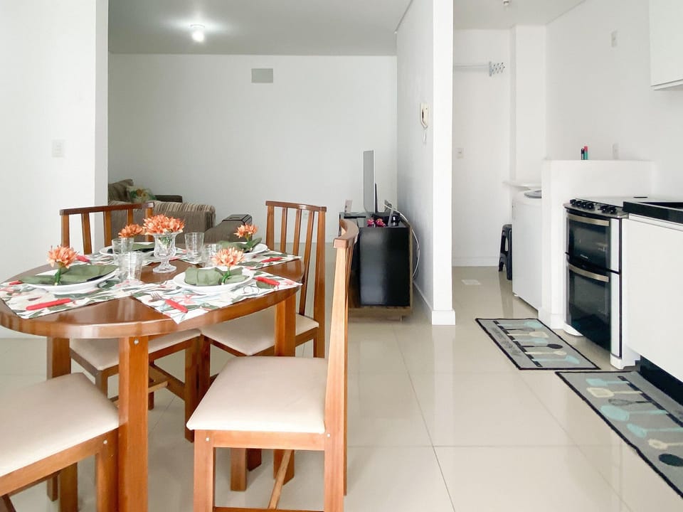 Apartment | Dining