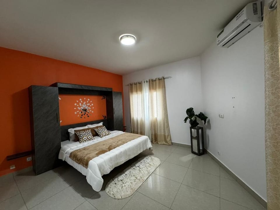 Deluxe Apartment, City View | 2 bedrooms, iron/ironing board, free WiFi