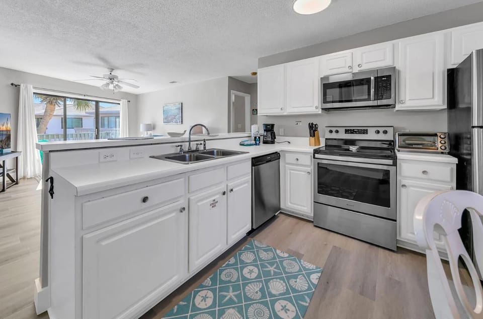 Condo, Multiple Beds (Crystal Village II 16B- Sunlit Shores) | Private kitchen | Oven, toaster