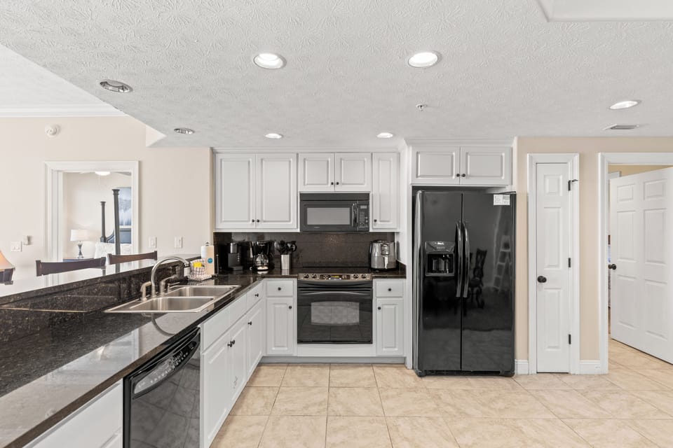 Condo, Multiple Beds, Balcony, Ocean View (Treasure Island Resort 2011) | Private kitchen | Fridge, microwave, oven, stovetop