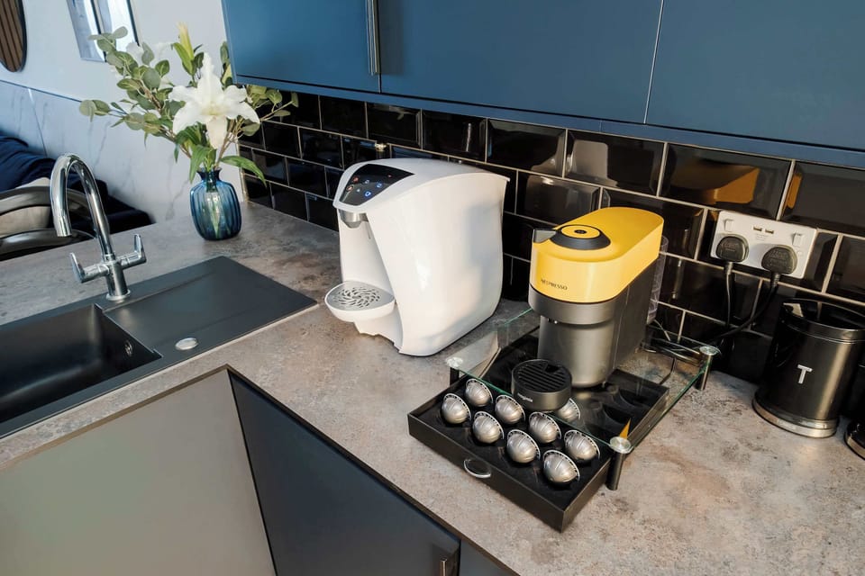 Full Kitchen | No need to buy water or drink from the tap! The kitchen is equipped with a fresh filtered water dispenser (Hot & Cold). The kitchen is fully equipped with everything you need.