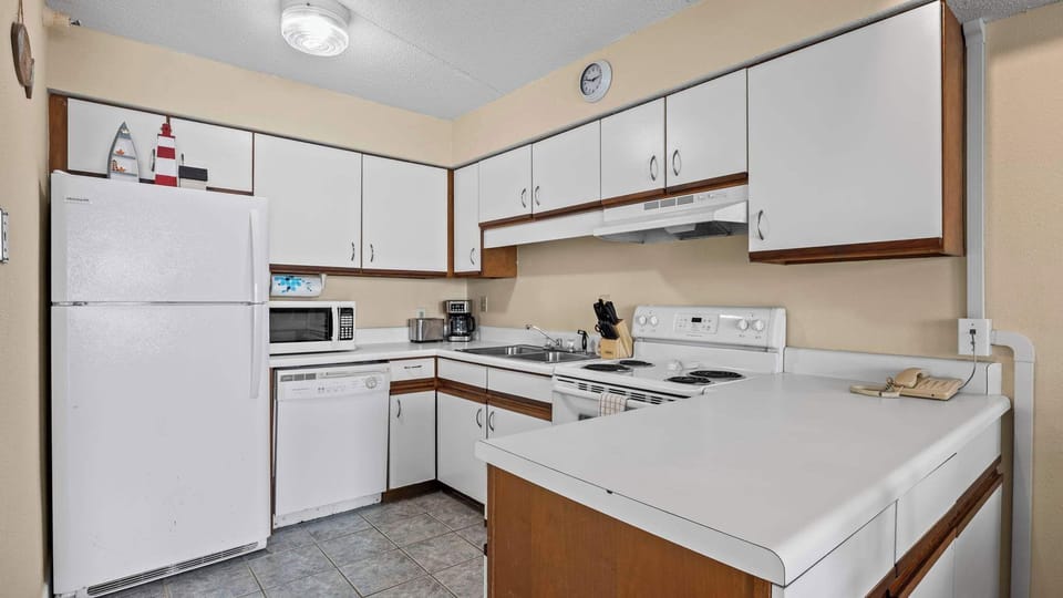 Fully equipped kitchen