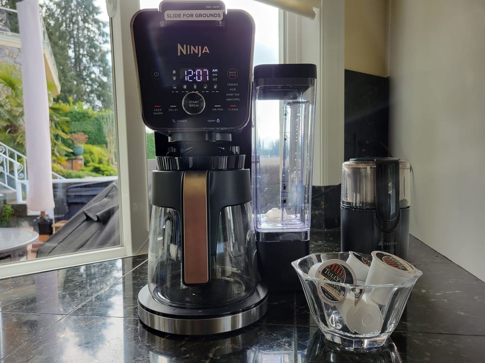 "Ninja" combo grounds, or pods machine &  grinder with beans & pods provided