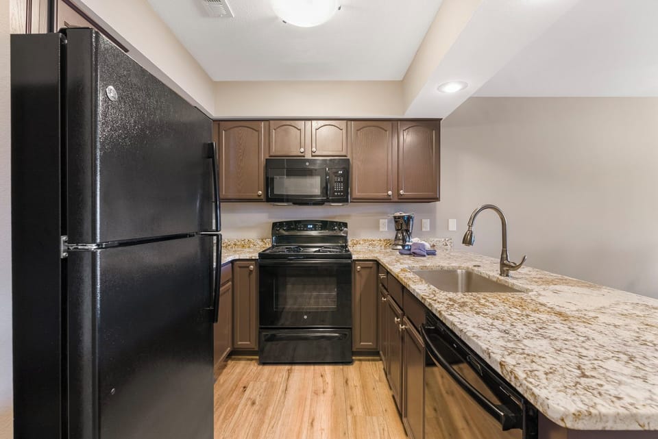 Full Kitchen