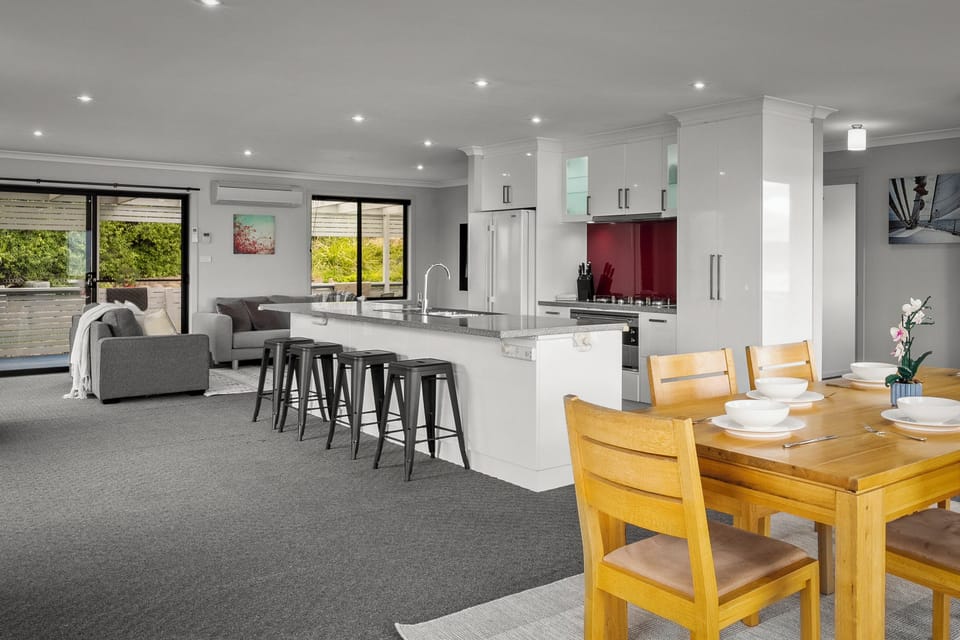 Oceania Drv Howrah Retreats Tasmania Jan 2025-22 - Copy